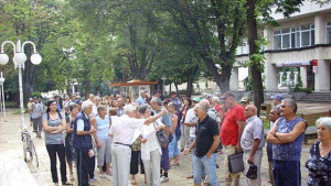 Пострадали от наводнението протестираха пред община Добрич