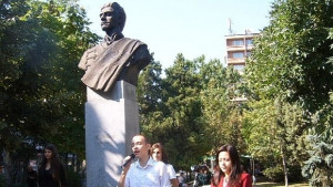 Апостола на 177 години