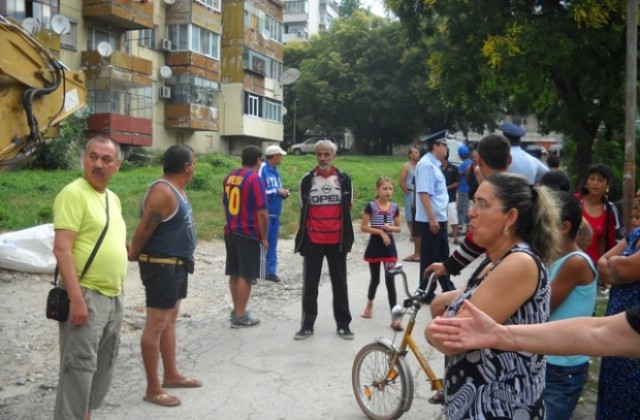 Роми от „Максуда” излизат на протестно шествие