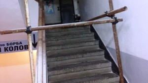 Община Севлиево извършва ремонтни дейности в зала Дан Колов