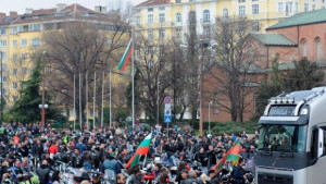 Мотопротест срещу добива на въглищен газ в Добруджа