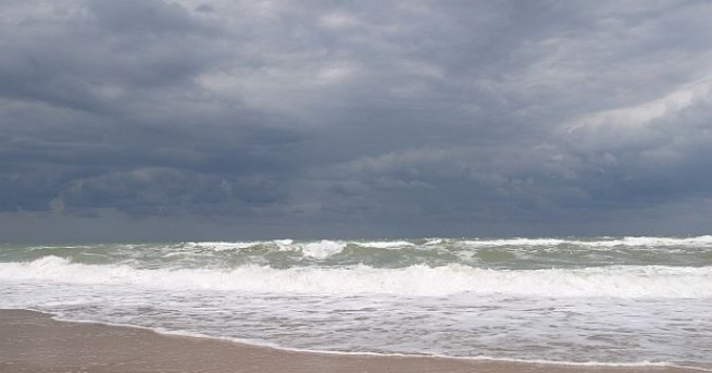 Морето изхвърли тялото на 66 годишен руски турист на пясъчната ивица