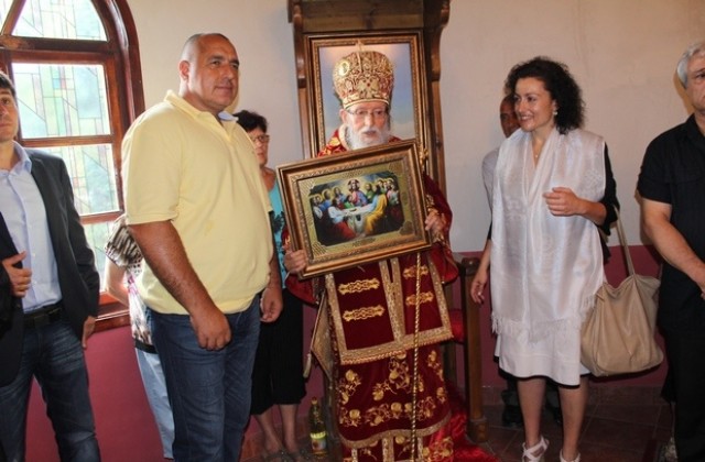 Бойко Борисов присъства на храмовия празник на манастира в село Чинтулово