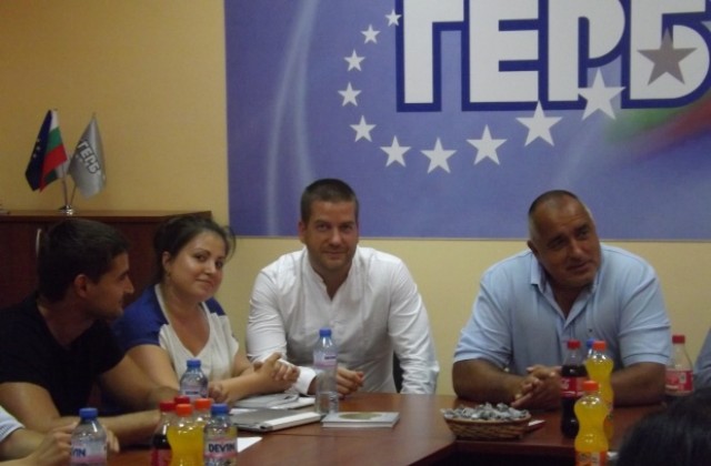 Борисов: Аз ако си построя къща в центъра, ще ми я съборите ли?