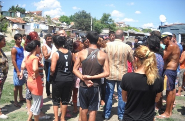 Ромите от Максуда дават две седмици на общината, искат среща с Портних