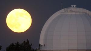 САЩ искали шпионска база на Луната