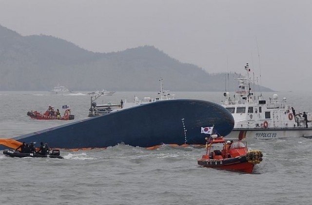 Откриха мъртъв собственика на потъналия ферибот в Южна Корея