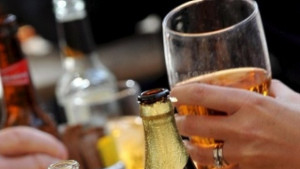 Пияна жена блъсна две коли