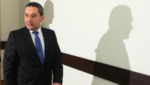 И защо точно Калин Христов