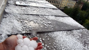 Облачен четвъртък възможни са градушки