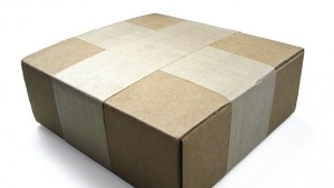 Дядо изгоря с 2700 лв дал ги за колетна пратка