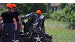 Четирима с опасност за живота след вчерашната катастрофа на магистралата