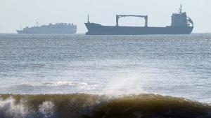 Учени ще правят ток от сероводород