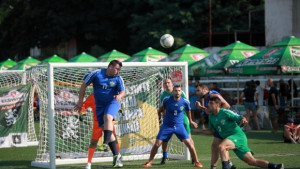 Драматичен финал с рекордна размяна на дузпи