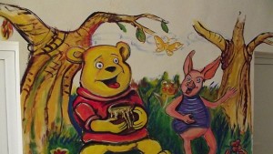 Изрисуваха болнични стаи