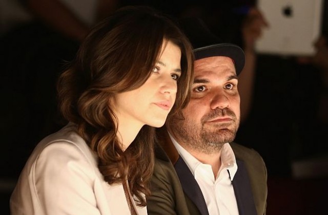 Звездата от турските сериали Берен Саат се омъжи в Лос Анджелис