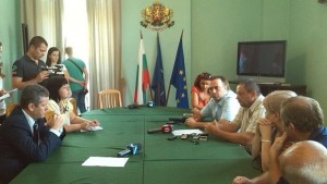 Областният управител Пускайте молби до ОД Земеделие