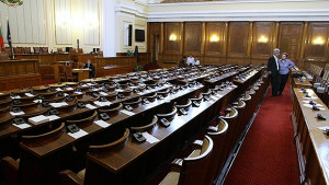 Депутатите актуализираха държавния бюджет на първо четене