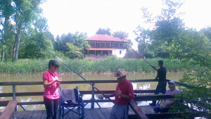 Потребители от Дом Ильо Войвода трупат положителни емоции с риболов