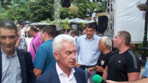 Волен Сидеров Бих се върнал в парламента само за да