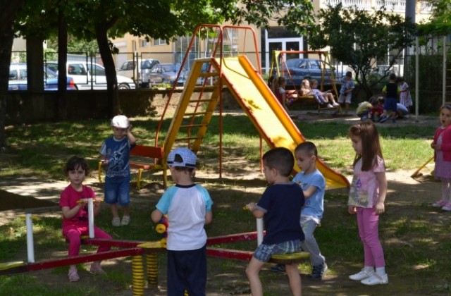 Отпадна постоянната такса в детските заведения в Казанлък