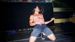 Варненецът Атанас Цветков е шампион на България по Въздушна китара