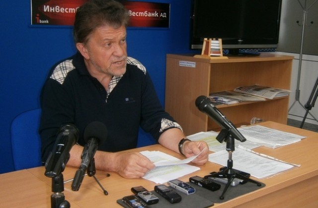 Л.Дяковски:Ще работя за връщане на статута на Плевенска филхармония с открита оперна сцена!
