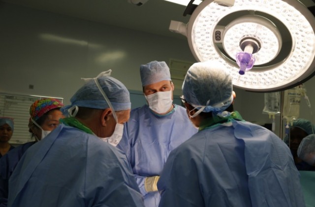 Унгарски учен разработва „умен скалпел”