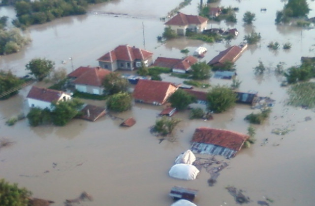 БЧК събира средства за пострадалите от бедствието на номер 1466