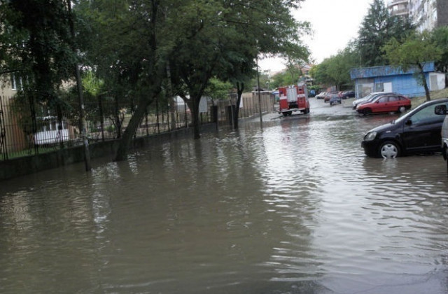 Остава бедствено положението в село Дедево