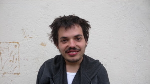 Познавате ли този мъж