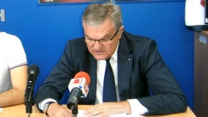 РПетков Бизнесът остава под вода поне още три месеца