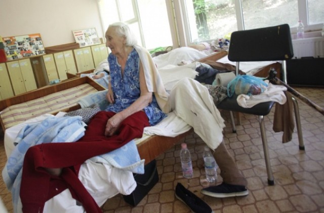 Изплащат по-рано пенсиите в Мизия и Бяла Слатина