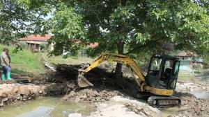 Продължава възстановяването на пострадалите от наводнението габровски села