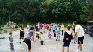 Студенти и ученици практикуваха спортни игри в реални условия