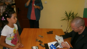 Кюстендилска ученичка ще посети Брюксел по покана на евродепутатът Ангел