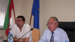 ГЕРБ Ако имат морал Самарски и Дамянов да напуснат Общинския