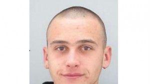 Полицията издирва 19годишния Алекс Олег Владимиров