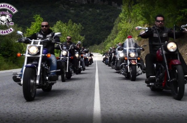 Рокери събират средства за ремонт на Килифаревския манастир