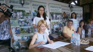 Приеми ме на село подпомага сближаването на хора от различни