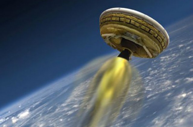 Успешен край за експеримент на НАСА с марсианска „летяща чиния”