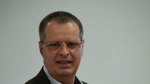 Проф Михаил Мирчев Народът очаква найсетне да се пръкнат истински