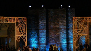 Млади зрители и много чужденци аплодираха Селска чест и Джани