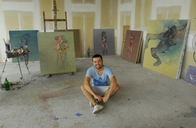 Откриват Локация Център'14 с изложба на Константин Константинов