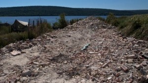 В РИОСВ нямат информация за произхода на отпадъците в язовира