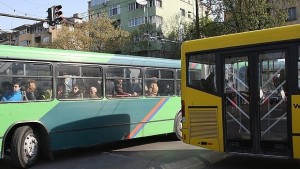 Контролират разписанията на градските и междуселищни линии