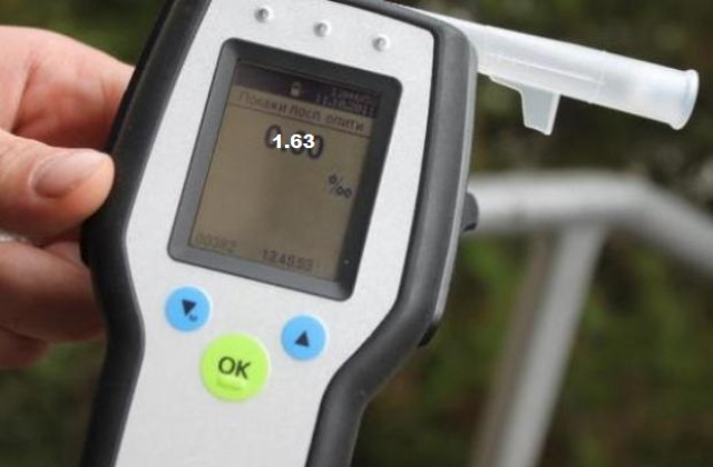 Пипнаха пиян шофьор зад волана