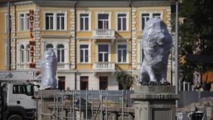 Върнаха два от лъвовете на Лъвов мост