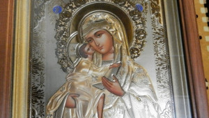 Общински съветници от ГЕРБПлевен дариха икона на храма в Славяново