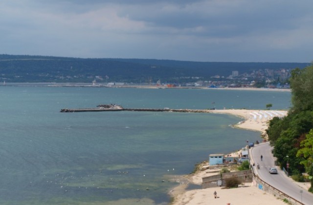 Уикендът идва със захлаждане, ще вали и гърми